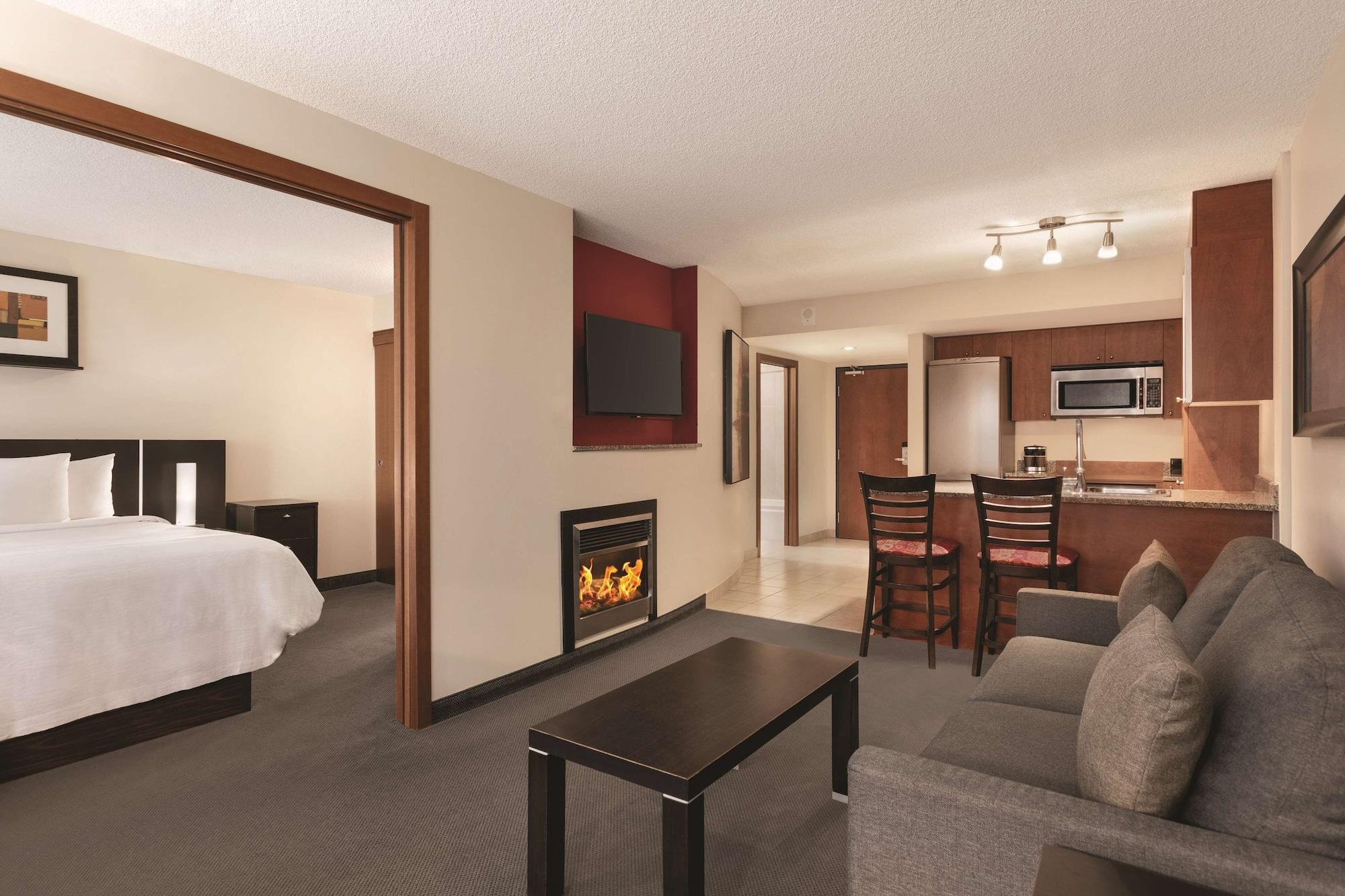 Embassy Suites By Hilton - Montreal Zewnętrze zdjęcie