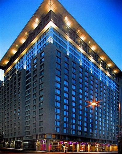 Embassy Suites By Hilton - Montreal Zewnętrze zdjęcie
